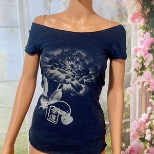 Lucky Brand Gray  Floral Off-Shoulder Tee